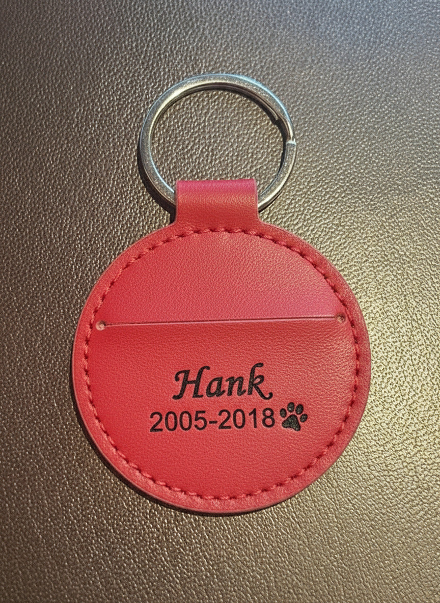 Runder Leder-Schlüsselanhänger mit Gravur & Foto-Einschieber