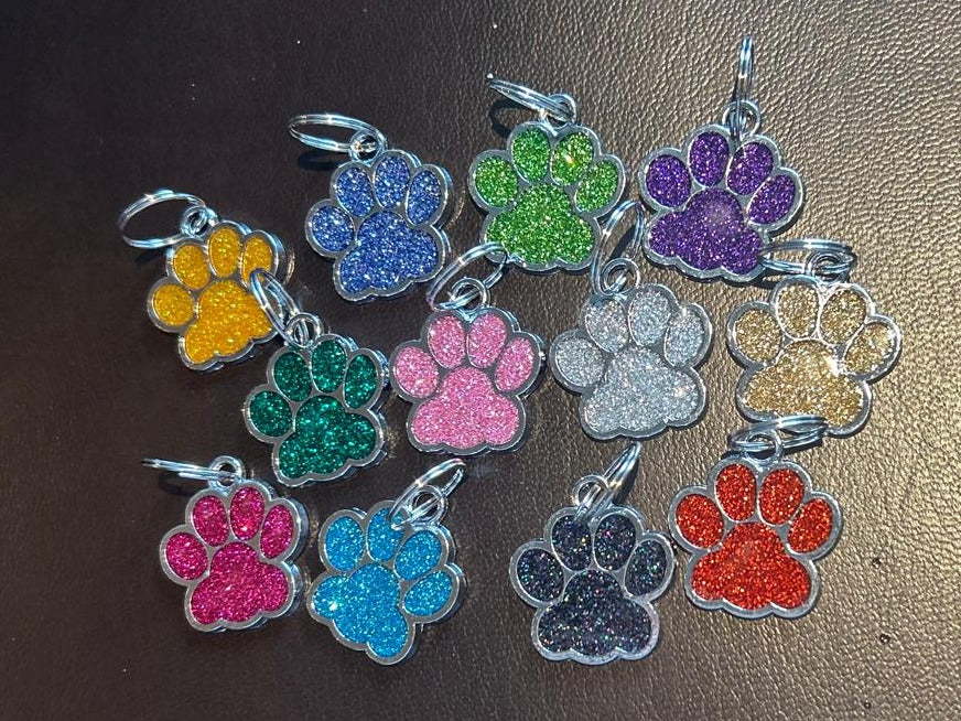 Hundepfoten-Anhänger mit Gravur - Glitzer